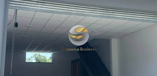 Loja / Salão / Ponto Comercial para venda ou aluguel, 190m² no Centro, Cotia