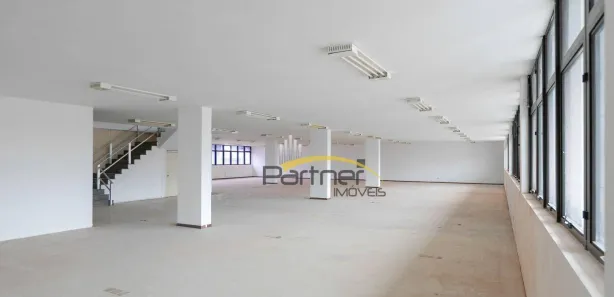 Andar / Laje corporativa para alugar, 735m² no Centro, Curitiba