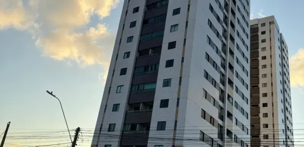Apartamento com 2 Quartos à venda, 56m² no Várzea, Recife