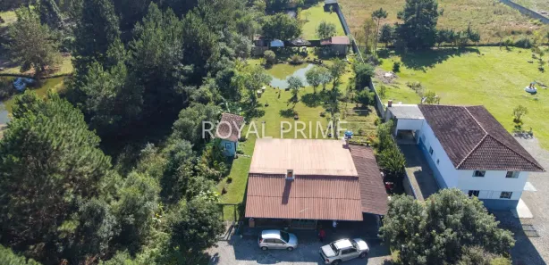 Fazenda / Sítio / Chácara com 3 Quartos à venda, 150m² no Granja das Acácias, Quatro Barras