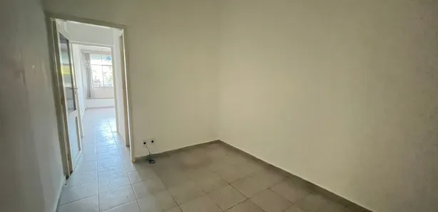 Loja / Salão / Ponto Comercial para venda ou aluguel, 40m² no Campos Elíseos, Resende