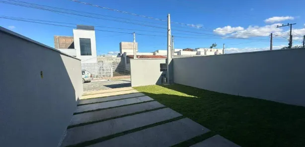 Casa com 2 Quartos para alugar, 65m² no Bairro Itacolomi, Balneário Piçarras