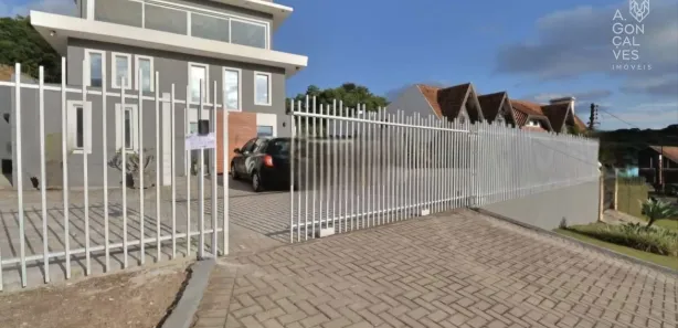 Casa Comercial para alugar, 300m² no Cascatinha, Curitiba