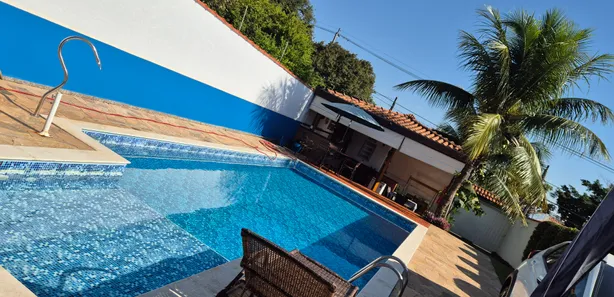 Fazenda / Sítio / Chácara com 3 Quartos à venda, 220m² no Jardim Santa Eliza, Americana