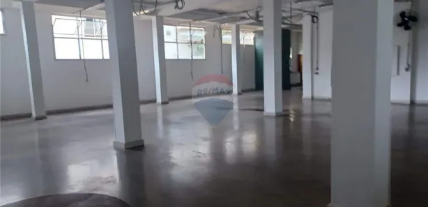 Galpão / Depósito / Armazém à venda, 939m² no Estoril, Belo Horizonte