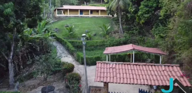 Terreno / Lote / Condomínio à venda, 400000m² no Centro, Pacoti