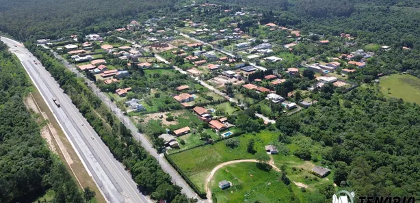 Casa de Condomínio com 2 Quartos à venda, 185m² no Condominio Recanto dos Passaros, Alumínio