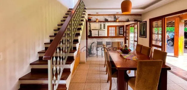 Fazenda / Sítio / Chácara com 3 Quartos à venda, 350m² no Chácaras Cataguá, Taubaté