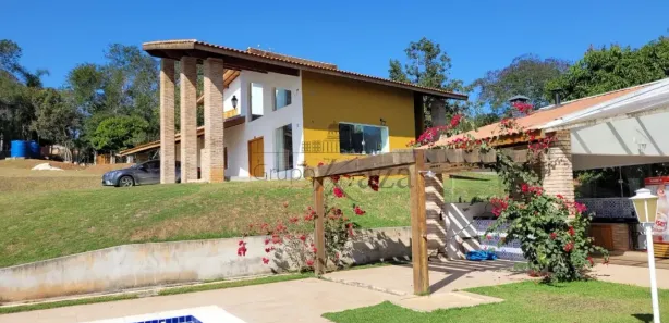 Casa de Condomínio com 4 Quartos à venda, 265m² no , Igaratá