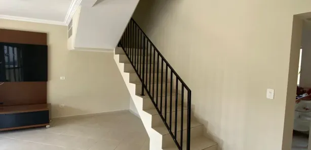 Sobrado com 3 Quartos para alugar, 239m² no Parque 9 de Julho, São Roque