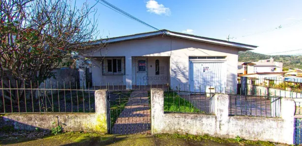 Casa com 2 Quartos para alugar, 136m² no Presidente João Goulart, Santa Maria