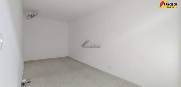 Loja / Salão / Ponto Comercial à venda, 18m² no Bom Pastor, Divinópolis