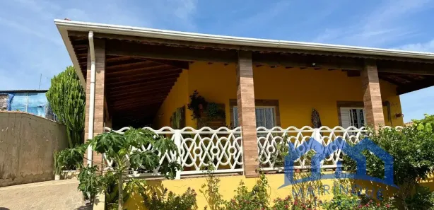 Fazenda / Sítio / Chácara com 3 Quartos à venda, 1000m² no , Mairinque