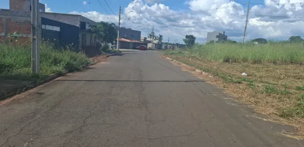 Terreno / Lote / Condomínio à venda, 327m² no Residencial Alice Barbosa I, Goiânia