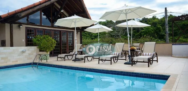 Hotel / Motel / Pousada com 22 Quartos à venda, 1800m² no Itaipu, Niterói