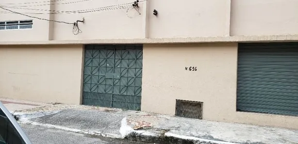 Prédio Inteiro para alugar, 400m² no Centro, Nilópolis