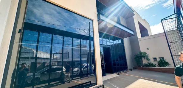 Galpão / Depósito / Armazém com 2 Quartos à venda, 352m² no Santa Maria, Uberaba