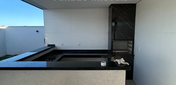 Casa de Condomínio com 3 Quartos à venda, 185m² no Jardins Nápoles, Senador Canedo