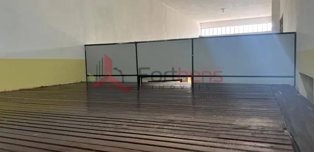 Casa Comercial para alugar, 50m² no Laranjeiras, Caieiras