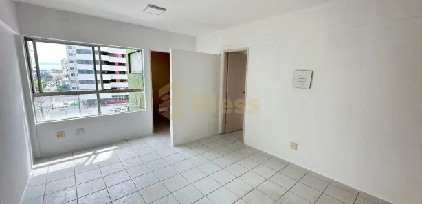 Loja / Salão / Ponto Comercial à venda, 10m² no Petrópolis, Natal
