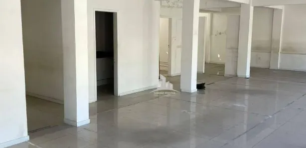 Conjunto Comercial / Sala para alugar, 336m² no Retiro, Volta Redonda