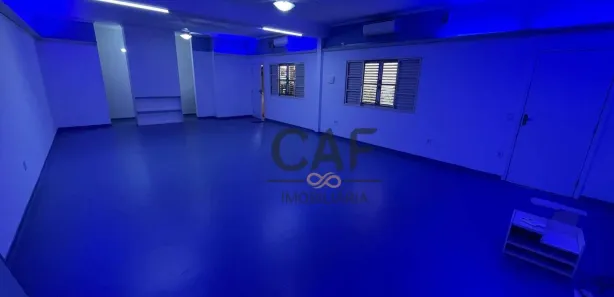 Conjunto Comercial / Sala para alugar, 115m² no Jardim Holanda, Holambra
