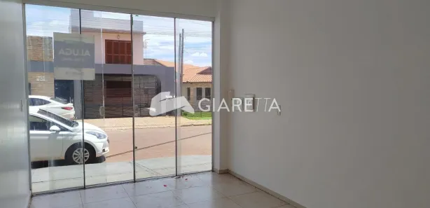Conjunto Comercial / Sala para alugar, 36m² no Vila Industrial, Toledo