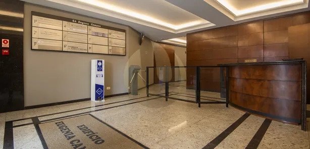 Conjunto Comercial / Sala com 1 Quarto para venda ou aluguel, 45m² no Centro, Curitiba