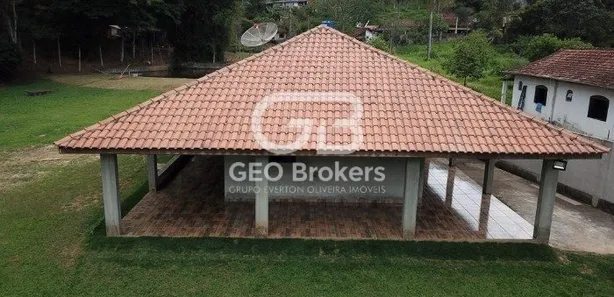 Fazenda / Sítio / Chácara com 3 Quartos à venda, 200m² no BOA VISTA, Igaratá