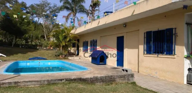 Fazenda / Sítio / Chácara com 4 Quartos para alugar, 80m² no Taboão, Mogi das Cruzes