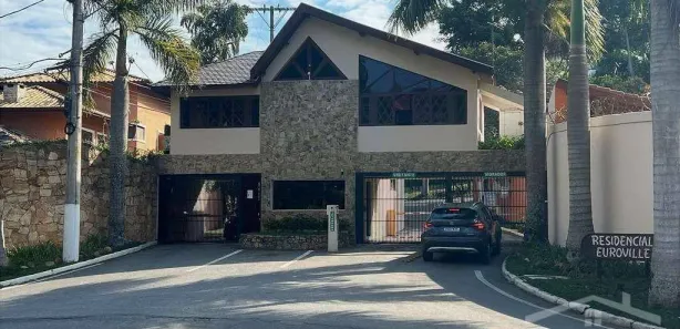 Casa de Condomínio com 5 Quartos à venda, 375m² no Residencial Euroville, Carapicuíba