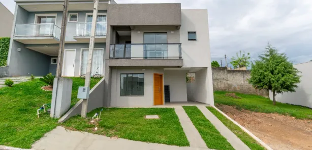 Sobrado com 3 Quartos à venda, 104m² no São Marcos, Campo Largo