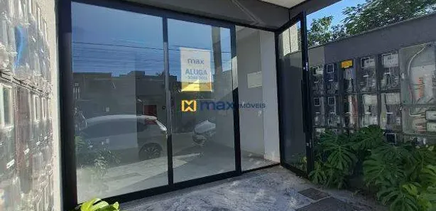 Conjunto Comercial / Sala para alugar, 28m² no Centro, Navegantes