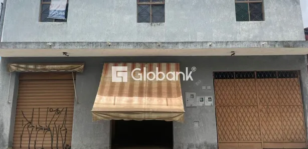 Loja / Salão / Ponto Comercial à venda, 151m² no Morrinhos, Montes Claros