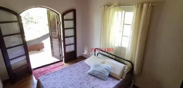 Fazenda / Sítio / Chácara com 3 Quartos à venda, 155m² no Fundão, Alambari