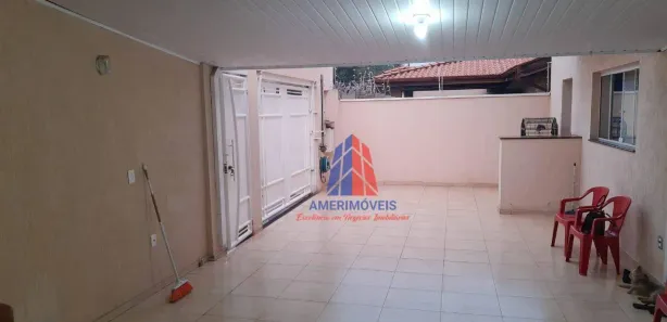 Sobrado com 3 Quartos à venda, 185m² no Vila Belvedere, Americana