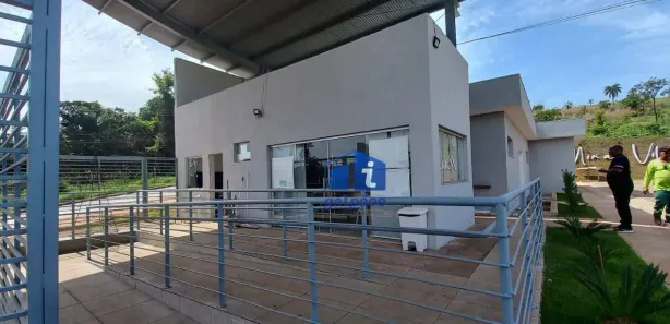 Galpão / Depósito / Armazém para alugar, 2000m² no Centro, Vespasiano