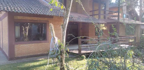 Casa de Condomínio com 5 Quartos à venda, 320m² no , Resende