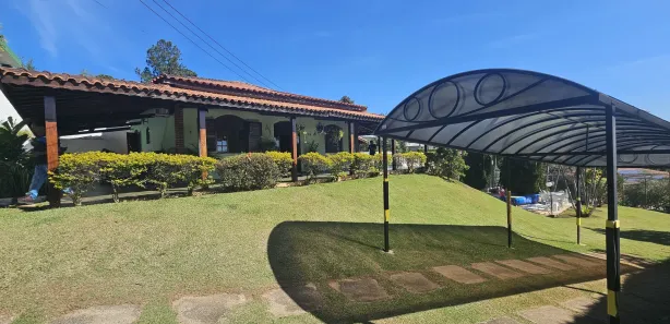 Fazenda / Sítio / Chácara com 3 Quartos à venda, 1000m² no , Mairinque