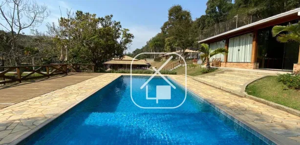 Fazenda / Sítio / Chácara com 8 Quartos à venda, 875m² no Itaoca, Guararema