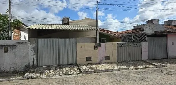 Casa com 2 Quartos à venda, 100m² no Centro, Alhandra