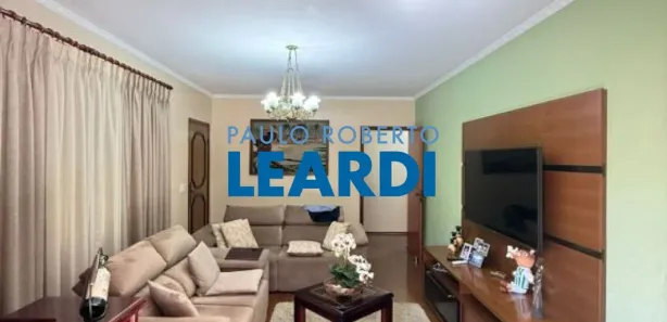 Sobrado com 3 Quartos à venda, 200m² no Jardim Vitória, Poços de Caldas