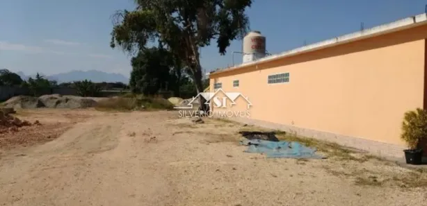Galpão / Depósito / Armazém à venda, 350m² no Chácaras Rio-Petrópolis, Duque de Caxias