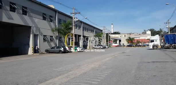 Galpão / Depósito / Armazém para alugar, 1593m² no Santa Fé, Osasco
