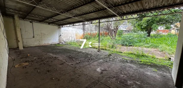 Loja / Salão / Ponto Comercial à venda, 200m² no Liberdade, Resende