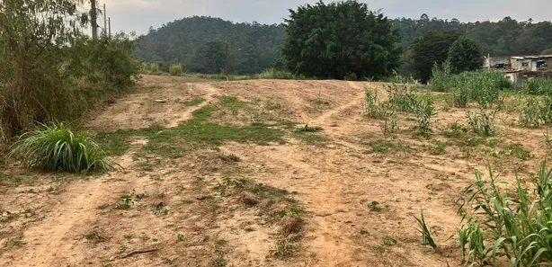 Terreno / Lote Comercial à venda, 9290m² no Zona Rural, Araçariguama