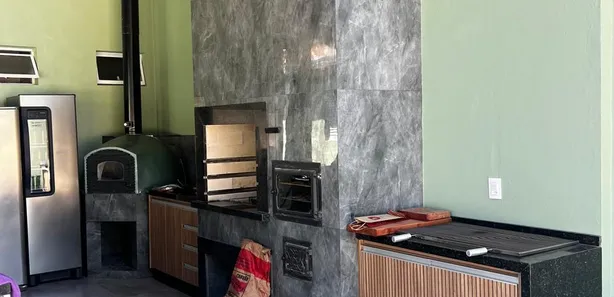 Fazenda / Sítio / Chácara com 2 Quartos à venda, 302m² no Chácara Pesqueiro Roseira, Jaguariúna