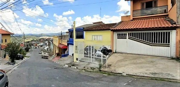 Casa com 2 Quartos à venda, 200m² no Serpa, Caieiras