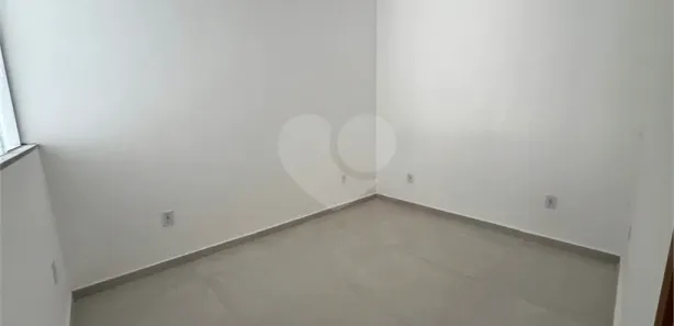 Casa de Condomínio com 2 Quartos à venda, 53m² no Roma, Volta Redonda