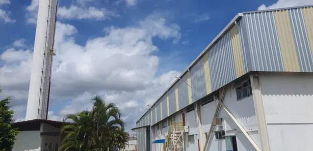 Galpão / Depósito / Armazém com 1 Quarto à venda, 4000m² no PoloPlast, Camaçari